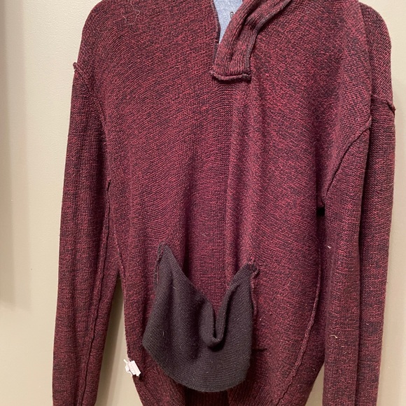 Men’s small hoodie - Picture 6 of 6